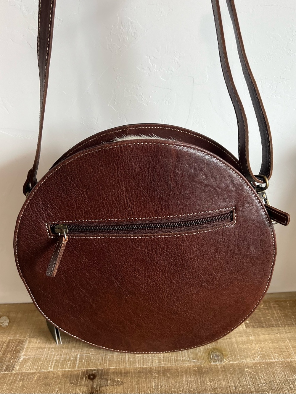 Myra Western Cowhide Round Crossbody Bag Hand Tooled Leather Boho Purse NWT - Picture 7 of 11